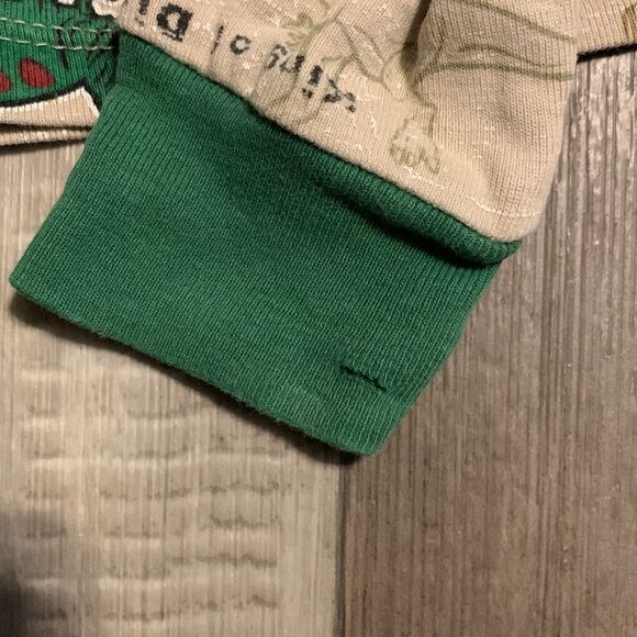 PAJOHNIES boys‎ Dinosaur Pajama set- size 8 - Picture 7 of 8